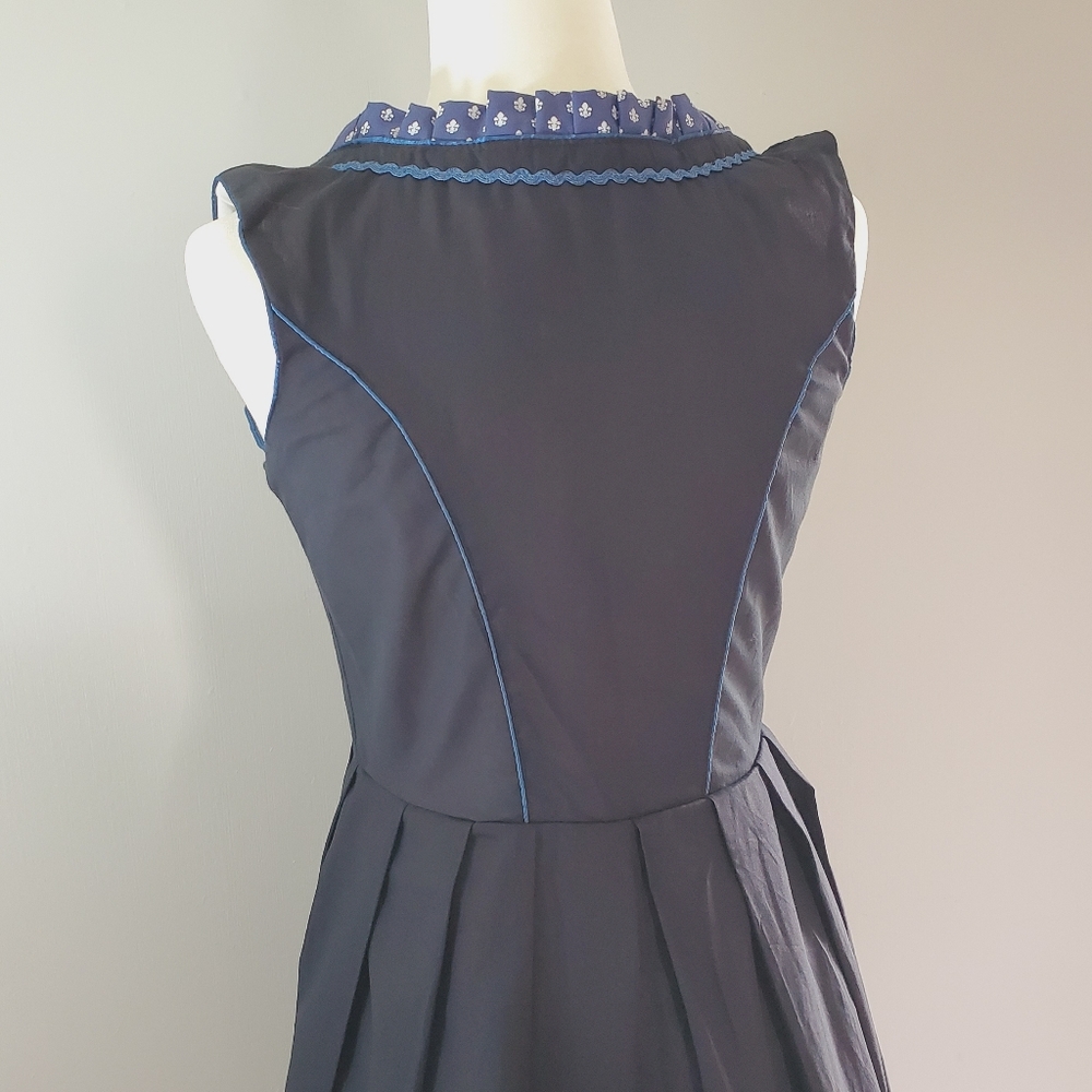 1800 Century Vibes A Lined Corset Flared Dress - Picture 7 of 8